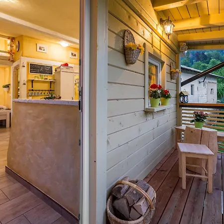 House Gabrijel With Four Seasons Outdoor Kitchen בית נופש